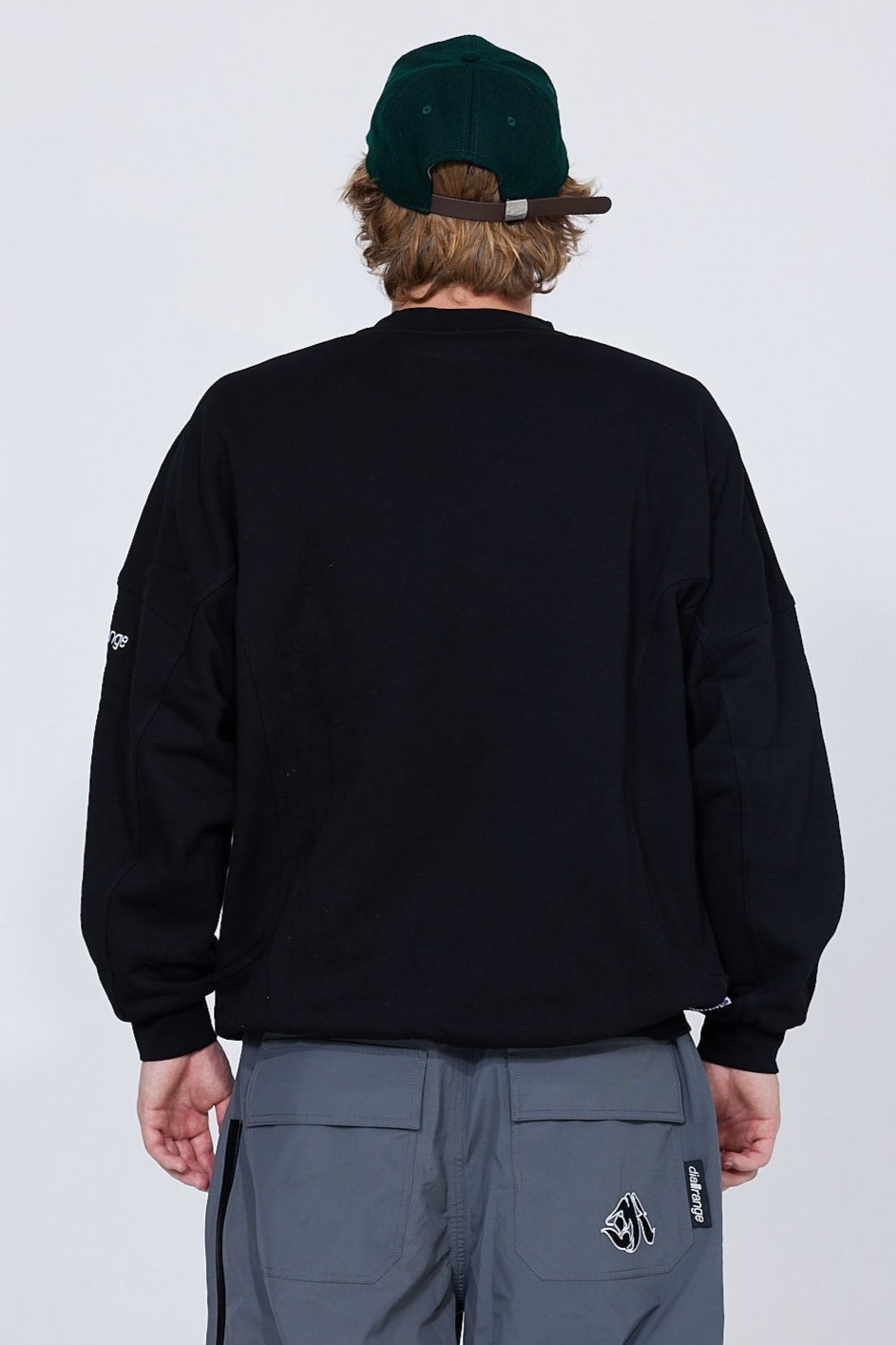 Base Sweater - Black