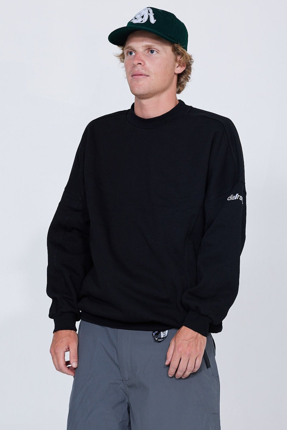 Base Sweater - Black